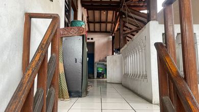 Rumah Prestisius di Kawasan Jatinegara, Jakarta Timur, LB 275m², Harga 8 Miliar