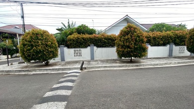 Rumah Elite di Kawasan Kayu Putih, Jakarta Timur, LB 280m², Harga 12,9 Miliar