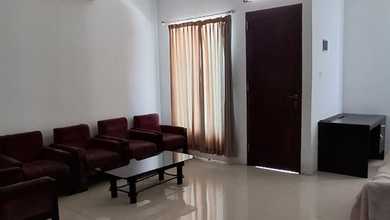 Rumah Mewah di Rawamangun, Jakarta Timur, 5 Kamar Tidur, LT 146m²