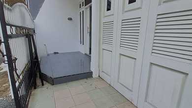 Rumah Sewa Murah Lokasi Rawamangun, Jakarta Timur, LB 140m²