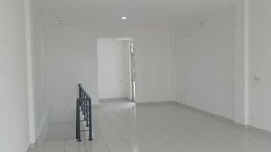 Ruko 2 Lantai di Alam Sutera, 2 Lantai, Siap Huni