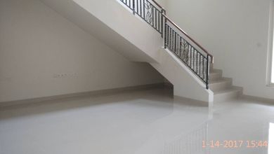 Rumah Sewa Nyaman Lokasi Gading Serpong The Spring, Tangerang, LB 270m²