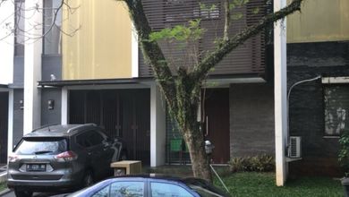 Rumah Area Premium BSD The Green, Tangerang - Harga Menarik 5 Miliar