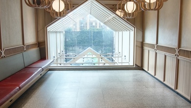 Ruko dengan Interior Mewah Ala Resto Jepang di Pik 2