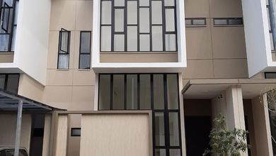 Hunian Mewah di Kawasan Cakung, Jakarta Timur, LB 220m², Harga 3,5 Miliar