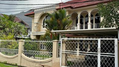 Rumah Elite di Kawasan Kedoya Baru, Jakarta Barat, LB 204m², Harga 8 Miliar