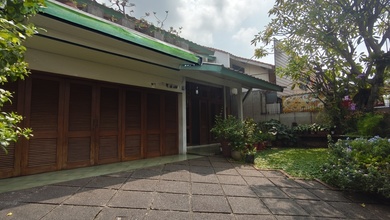 Hunian Mewah di Puri Indah, Jakarta Barat, 5 KT, LT 336m²
