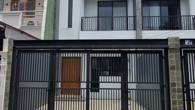 Rumah Dijual di Meruya, Jakarta Barat, LB 150m², Harga Terbaik!