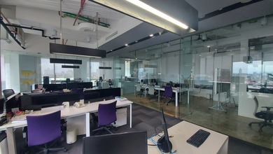 Ruang Kantor dengan Interiormewah Dioffice 88 Kota Kasablanka