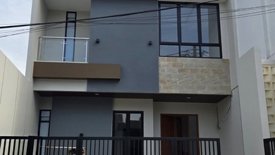 For Sale rumah Eksklusif di Villa Meruya, Jakarta Barat - LT 126m²