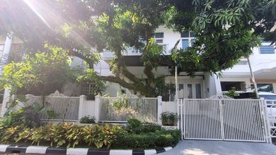 Penawaran Eksklusif, rumah Prestisius di Meruya, Jakarta Barat, LB 235m²