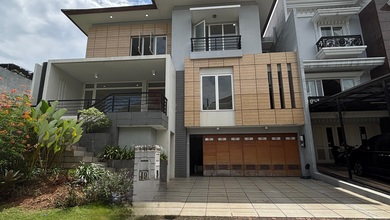 Penawaran Eksklusif, rumah Prestisius di Gading Serpong Pondok Hijau Golf, Tangerang, LB 900m²