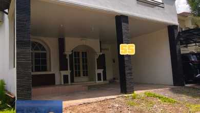 Dijual Rumah Nyaman di Kota Wisata, Jakarta Timur - LT 165m²