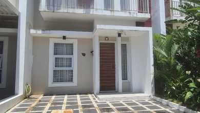 Jual Rumah Strategis di Taman Kopo Indah, Bandung - LT 126m²