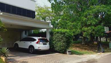 Rumah Area Luxury BSD City, Tangerang - Harga Menarik 18,5 Miliar