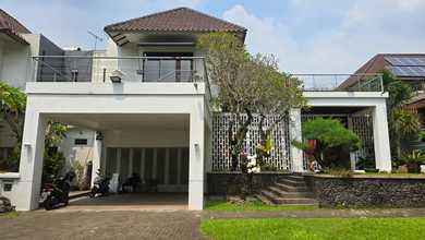 Hunian Prestisius di Kawasan BSD De Park, Tangerang, LB 424m², Harga 18 Miliar
