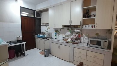 Rumah Area Premium Kedoya Baru, Jakarta Barat - Harga Menarik 3,95 Miliar