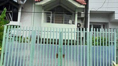 Jual Rumah Cantik Luas 100 m2 di Taman Cosmos, Jakarta Barat