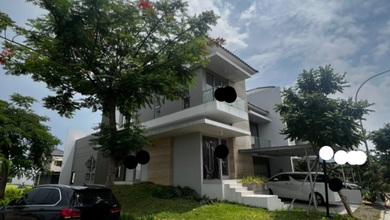 Penawaran Langka, rumah Mewah di Pantai Indah Kapuk, Jakarta Utara, LB 265m²
