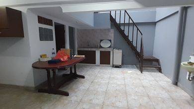 Jual Rumah Megah Luas 135 m2 Area Taman Cosmos, Jakarta Barat