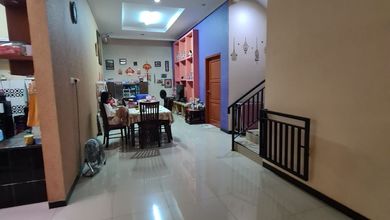 Rumah Area Luxury Green Ville, Jakarta Barat - Harga Terbaik 5,5 Miliar