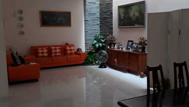 Jual Rumah 235 area Sunrise Garden, Jakarta Barat