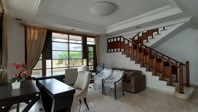 Hunian Mewah di Kawasan Kedoya Baru, Jakarta Barat, LB 238m², Harga 7,3 Miliar