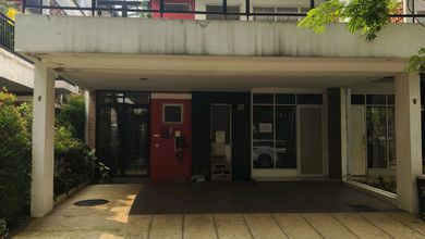 Kesempatan Rumah di BSD City, Tangerang, LB 200m², Harga 2,5 Miliar