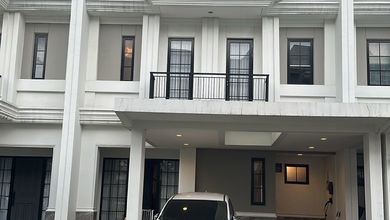 Rumah Prestisius di Kawasan Alam Sutera, Tangerang, LB 277m², Harga 6 Miliar