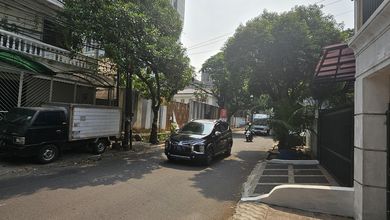 Hunian Mewah di Kawasan Pondok Pinang, Jakarta Selatan, LB 400m², Harga 29 Miliar