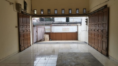 Disewakan Ruko Kalibaru Senen Jakarta Pusat Rp 75 Juta / Tahun Nego Ruko di Senen 80.0 m² Unfurnished SHM