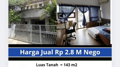 Rumah Mewah di Senen, Jakarta Pusat, 7 KT, LT 143m²