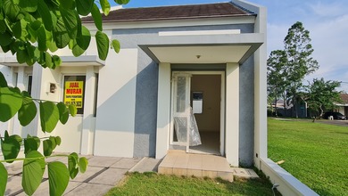 Properti Siap Pakai di Kawasan Suvarna Sutera, Tangerang, LT 102m²