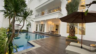 Rumah Elegan di Pondok Indah, Jakarta Selatan, 5 Kamar Tidur, LT 627m²