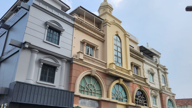 Ruko Lokasi Strategis 4 Lantai di Tendean Square Kebayoran Baru, Jakarta Selatan
