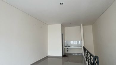 Disewakan Ruko Madison 2 Lantai di Gading Serpong, Tangerang