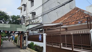 Kesempatan Rumah di Bungur, Jakarta Pusat, LB 120m², Harga 2,5 Miliar