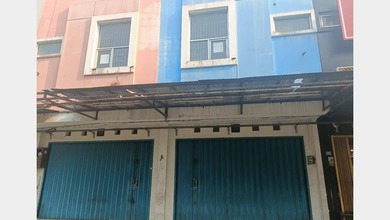 Disewakan Ruko Gandeng Boulevard Palem Semi