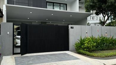 For Sale rumah Eksklusif di Pantai Indah Kapuk, Jakarta Utara - LT 300m²