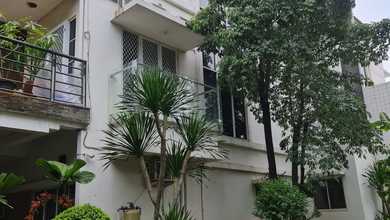 Penawaran Langka, rumah Prestisius di Pantai Indah Kapuk, Jakarta Utara, LB 300m²