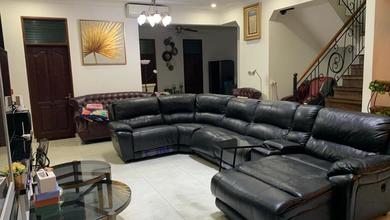 Hunian Elegan di Joglo, Jakarta Barat, 6 KT, LT 498m²