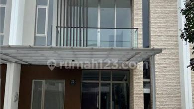 Rumah Elegan di Golf Island, Jakarta Utara, 3 KT, LT 120m²
