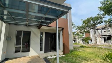 Kesempatan Eksklusif, rumah Prestisius di Golf Island, Jakarta Utara, LB 120m²