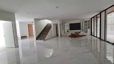 Hunian Mewah di Muara Karang, Jakarta Utara, 5 KT, LT 200m²