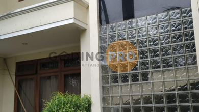 Kesempatan Eksklusif, rumah Prestisius di Kedoya, Jakarta Barat, LB 350m²