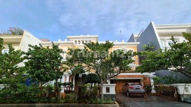Hunian Mewah di Pantai Mutiara, Jakarta Utara, 4 Kamar Tidur, LT 500m²