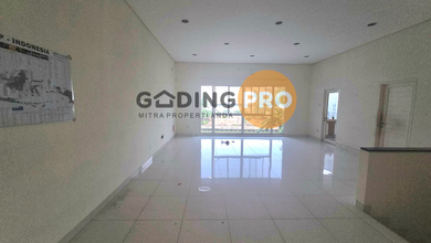 Rumah Sewa Nyaman Lokasi Pantai Indah Kapuk, Jakarta Utara, LB 320m²