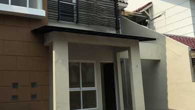 Rumah Dijual di Lippo Karawaci, Tangerang, LB 200m², Harga Terbaik!