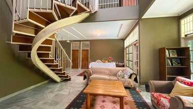 Hunian Mewah di Pondok Labu, Jakarta Selatan, 5 Kamar Tidur, LT 500m²