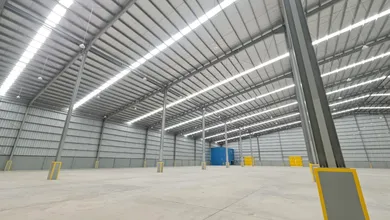 Gudang Siap Huni Atap Tinggi Spek Dewa Di Cikarang